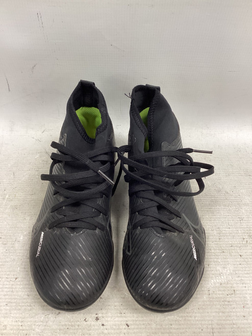 Vist Large View of Product Image Which is Used Nike Soccer Cleats Black Junior 03.5
