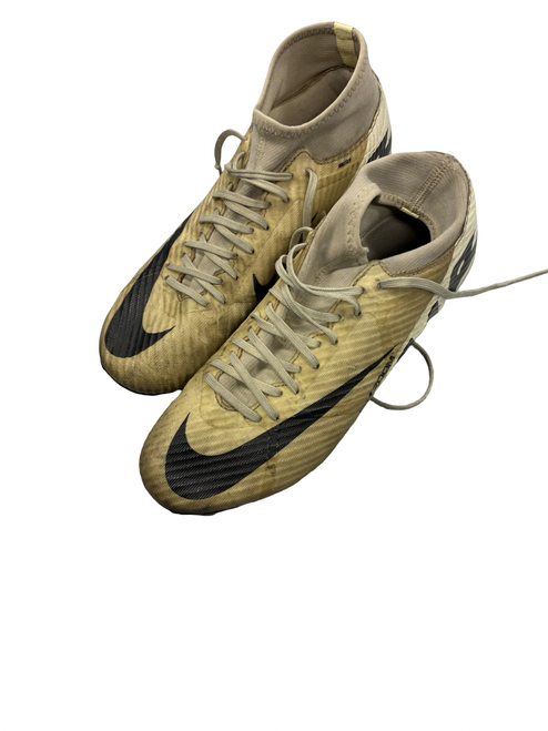 Vist Large View of Product Image Which is Used Nike Soccer Cleats White Senior 7.5