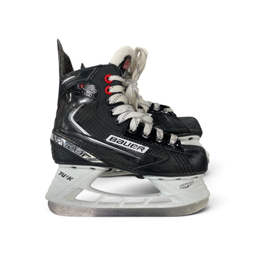 Vist Large View of Product Image Which is Used Bauer VAPOR X3.5 Intermediate Hockey Skate Intermediate 3.5