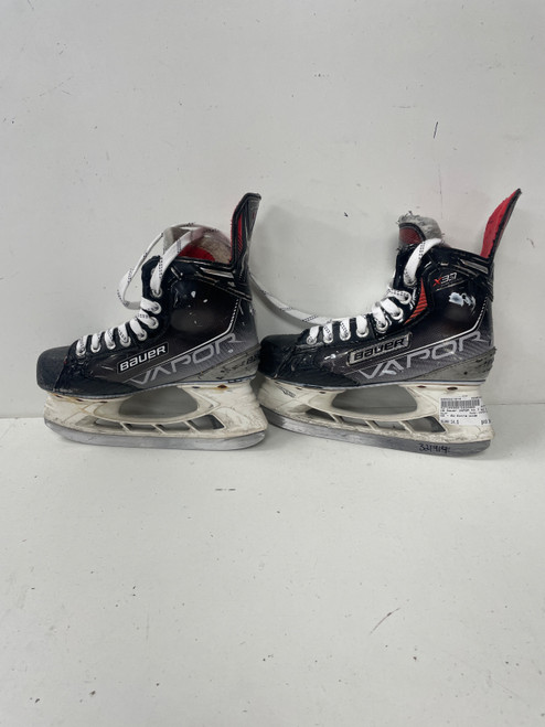 Vist Large View of Product Image Which is Used Bauer VAPOR X3.7 Intermediate Hockey Skate Intermediate 4.5