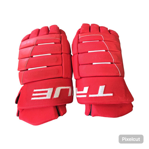 Vist Large View of Product Image Which is Used True A 4.5 SBP SENIOR GLOVES Senior Gloves Red 15"