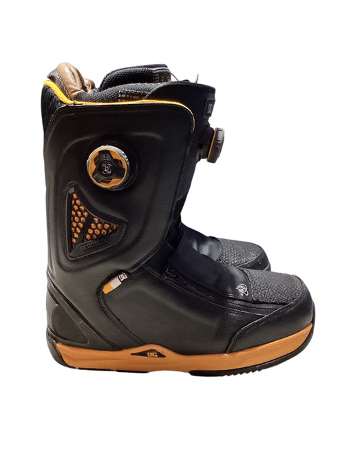 Vist Large View of Product Image Which is Used DC Shoes TRAVIS RICE Mens Snowboard Boots Black And Gold Senior 8.5