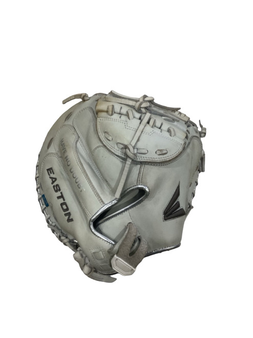 Vist Large View of Product Image Which is Used Easton ELITE JEN SCHROEDER BB/SB Catchers RH Throw White 33"