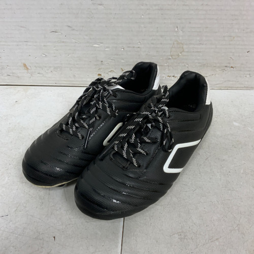 Vist Large View of Product Image Which is Used ATHLETIC WORKS Soccer Cleats Black Junior 02