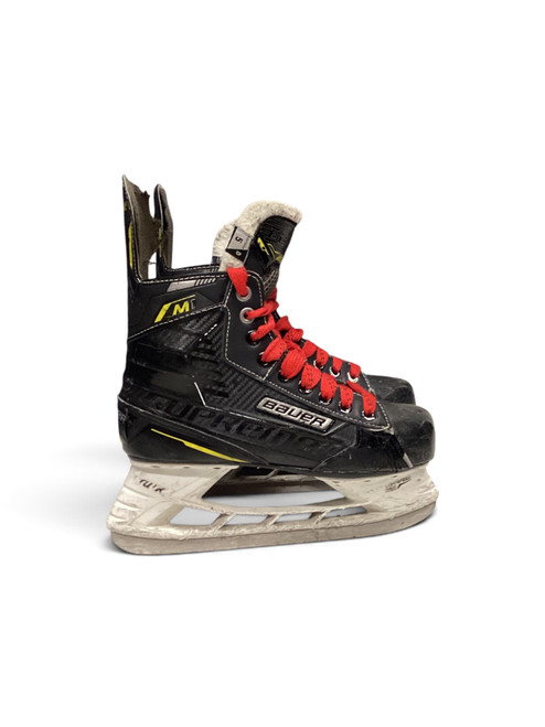 Vist Large View of Product Image Which is Used Bauer M1 Intermediate Hockey Skate Intermediate 5.0