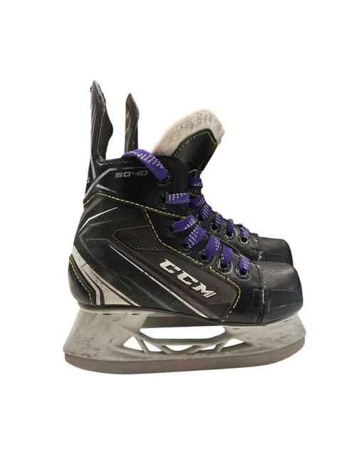 Vist Large View of Product Image Which is Used CCM TACKS 9040 11 Y Youth Hockey Skate Youth 11.0