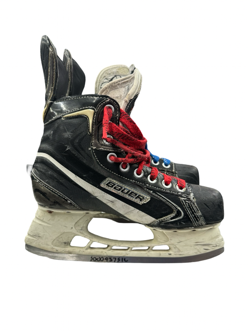 Vist Large View of Product Image Which is Used Bauer VAPOR X7.0 LE Intermediate Hockey Skate Intermediate 5.5