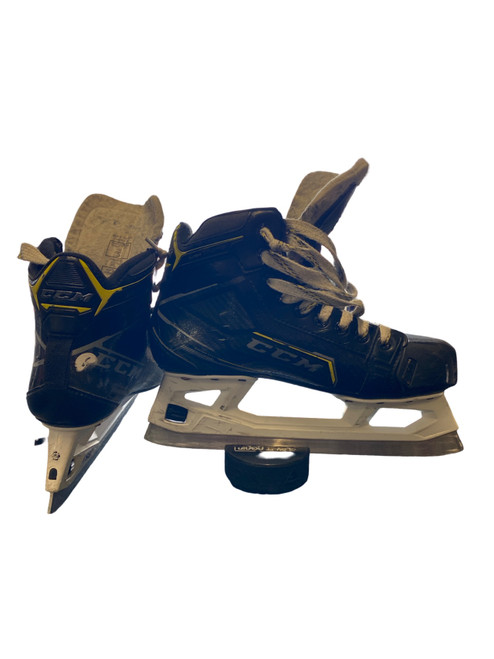 Vist Large View of Product Image Which is Used CCM TACKS Intermediate Hockey Skate Intermediate 5.0