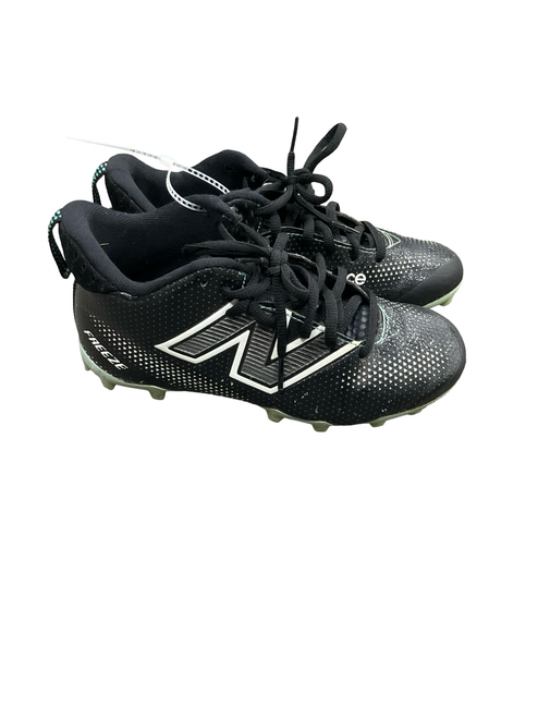 Vist Large View of Product Image Which is Used New Balance LAX Cleats Boys Black Junior 03.5