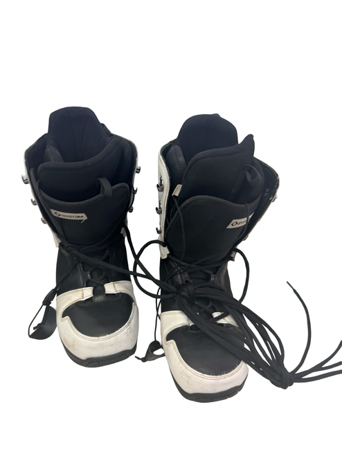 Vist Large View of Product Image Which is Used SYST3M Mens Snowboard Boots Black And White Size 13
