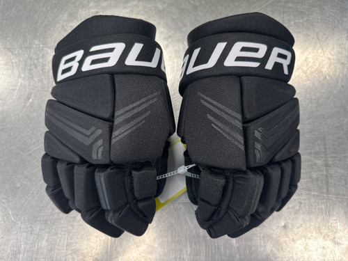 Vist Large View of Product Image Which is Used Bauer X S24 Junior Gloves Black 11"