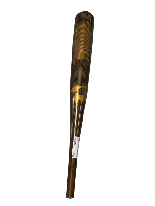 Vist Large View of Product Image Which is Used Demarini VOODOO 2024 BB/SB High School -3 Bat 33"