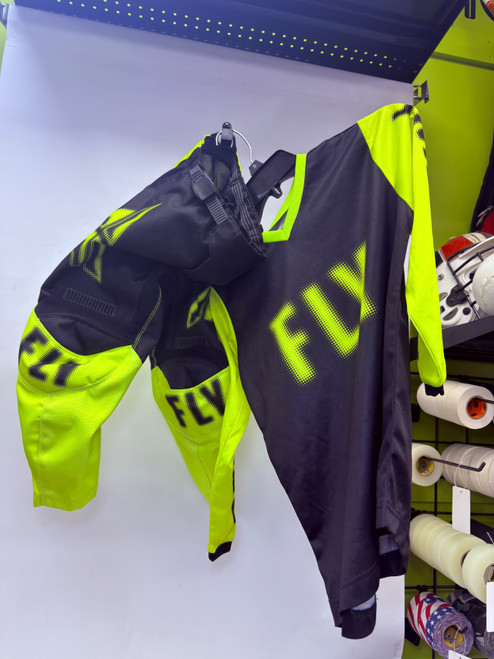 Vist Large View of Product Image Which is Used FLY RACING Youth Top/pants Black MD