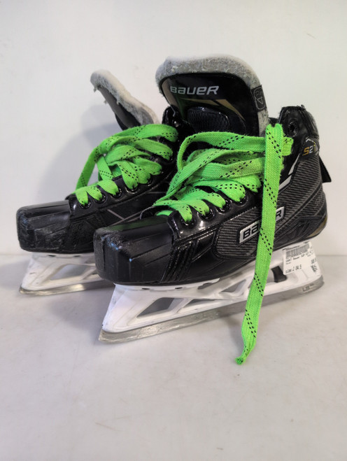 Vist Large View of Product Image Which is Used Bauer SUP S27 Junior Goalie Skate Junior 04.5