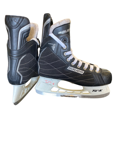 Vist Large View of Product Image Which is Used Bauer NEXUS 22 Senior Hockey Skate Senior 8
