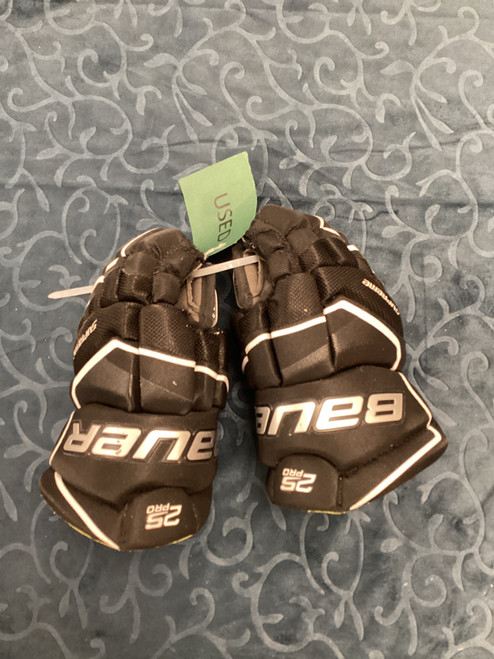 Vist Large View of Product Image Which is Used Bauer SUPREME 2S PRO GLOVES 9 INCH Junior Gloves Black 9"