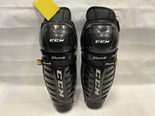 Vist Large View of Product Image Which is Used CCM TACKS 9550 Junior Shin Guards Black 12"