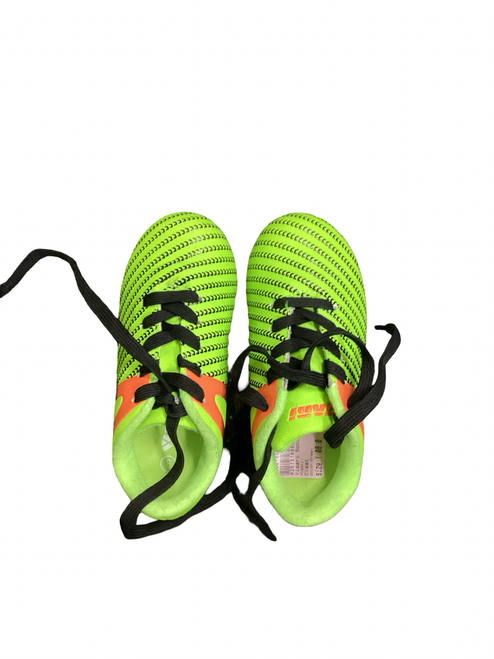 Vist Large View of Product Image Which is Used Vizari Soccer Cleats Green Youth 08.0