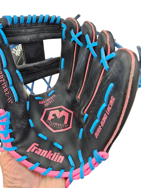 Vist Large View of Product Image Which is Used Franklin FIELDMASTER BB/SB Glove RH Throw Brown 11"