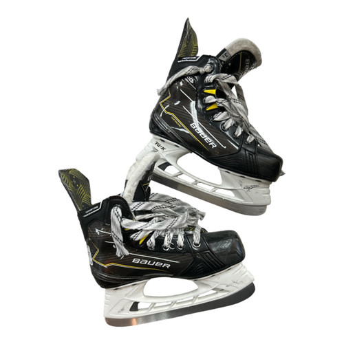 Vist Large View of Product Image Which is Used Bauer SUPREME M40 SKATES 3.5 Junior Hockey Skate Junior 03.5
