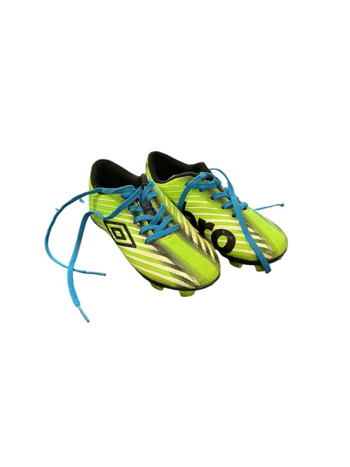 Vist Large View of Product Image Which is Used Umbro Soccer Cleats Green Youth 09.0