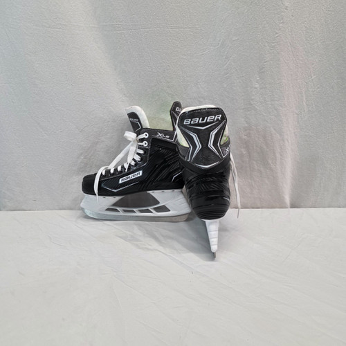 Vist Large View of Product Image Which is Used Bauer XLS Senior Hockey Skate Senior 8.5
