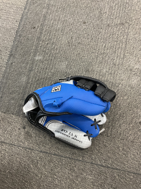 Vist Large View of Product Image Which is Used Franklin RTP 2000 BB/SB Glove RH Throw Royal Blue 8"