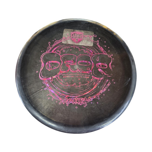 Vist Large View of Product Image Which is Used Discmania DROP HORIZON CL Disc Golf Putter Grey