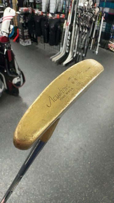 Vist Large View of Product Image Which is Used Acushnet BULLS EYE Mens Putter RH