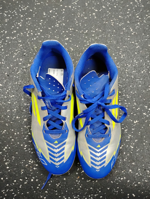 Vist Large View of Product Image Which is Used Adidas F50 Soccer Cleats Grey Junior 04