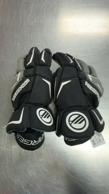 Vist Large View of Product Image Which is Used Maverik CHARGER Lacrosse Gloves Junior Black 10"