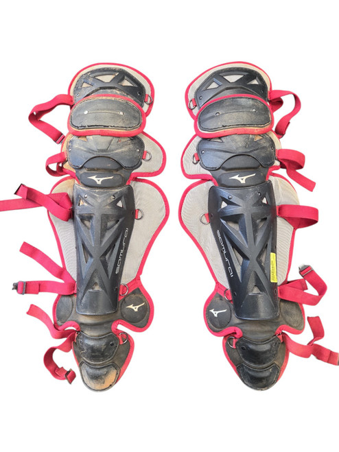 Vist Large View of Product Image Which is Used Mizuno SAMURAI Catchers Chest Protector None Adult