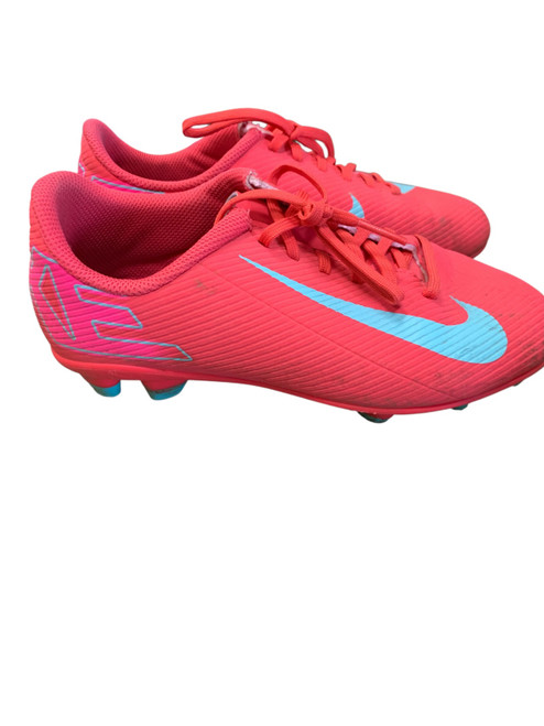Vist Large View of Product Image Which is Used Nike Soccer Cleats Orange Junior 03