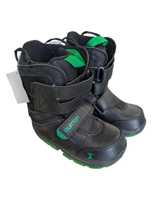 Vist Large View of Product Image Which is Used Burton PROGRESSION XS BOOTS 2 Boys Snowboard Boots Black Junior 02