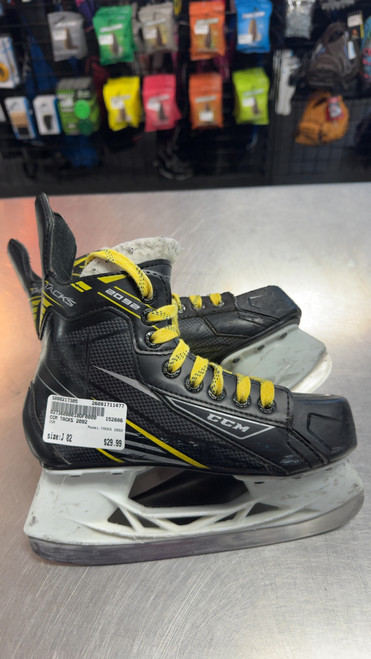 Vist Large View of Product Image Which is Used CCM TACKS 2092 Junior Hockey Skate Junior 02