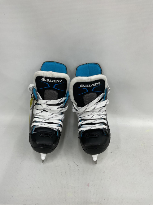 Vist Large View of Product Image Which is Used Bauer XLP Youth Hockey Skate Youth 08.0