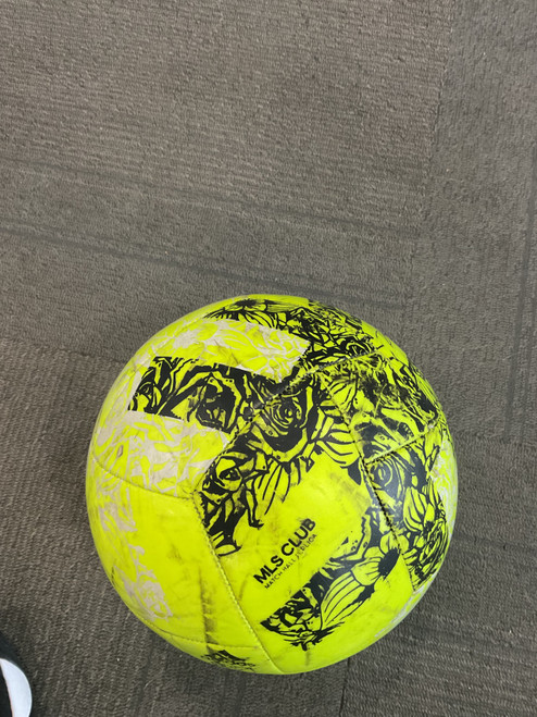 Vist Large View of Product Image Which is Used Adidas MLS CLUB All Size Soccer Ball Yellow 5