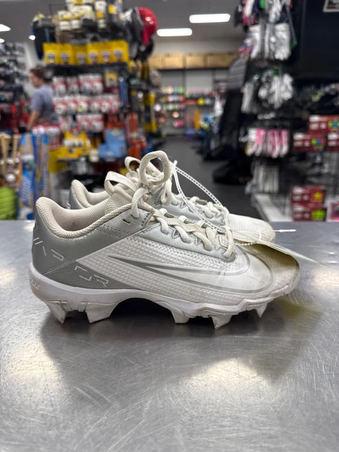 Vist Large View of Product Image Which is Used Nike VAPOR Jr FB Cleats White Junior 03