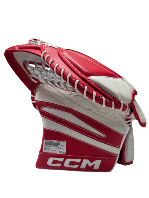 Vist Large View of Product Image Which is CCM EFLEX 7.5 Senior Goalie Catcher White/Red