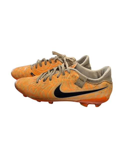 Vist Large View of Product Image Which is Used Nike Soccer Cleats Orange Senior 6.5
