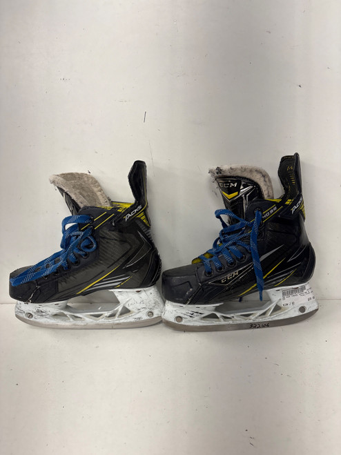 Vist Large View of Product Image Which is Used CCM TACKS 4092 Junior Hockey Skate Junior 02