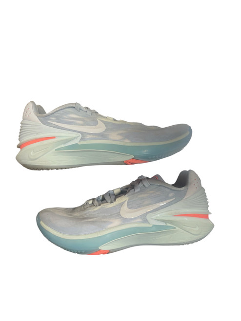 Vist Large View of Product Image Which is Used Nike AIR ZOOM Basketball Shoes M White Senior 7.5