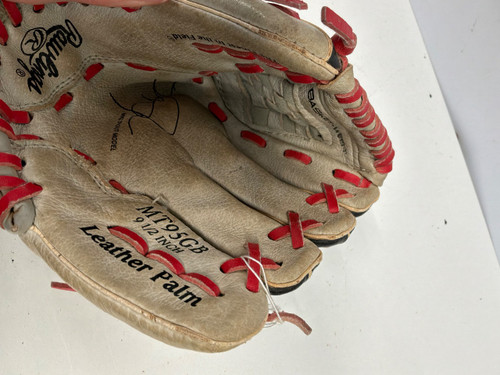 Vist Large View of Product Image Which is Used Rawlings RAWLING TBALL GLOVE 9 1/2 BB/SB Glove T-ball White 9 1/2"