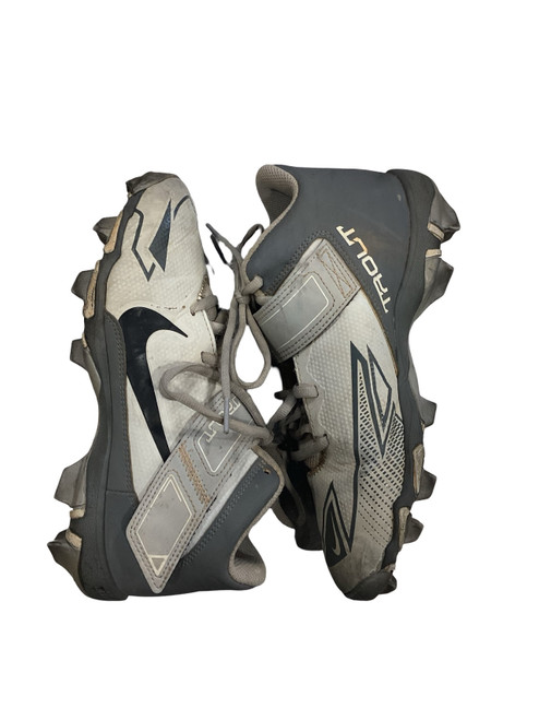 Vist Large View of Product Image Which is Used Nike TROUT BB/SB Cleats Grey Junior 05.5