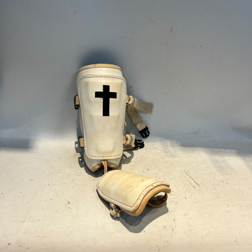 Vist Large View of Product Image Which is Used BB/SB Shin/Foot Protector White