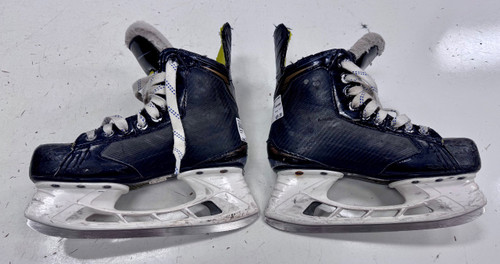 Vist Large View of Product Image Which is Used Bauer S27 Intermediate Hockey Skate Intermediate 4.0