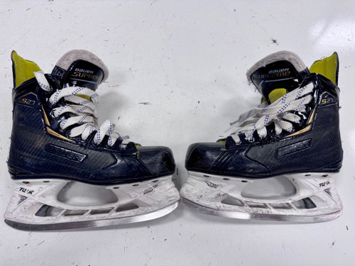 Vist Large View of Product Image Which is Used Bauer S27 Intermediate Hockey Skate Intermediate 4.0