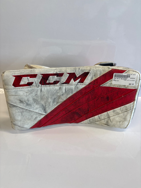 Vist Large View of Product Image Which is Used CCM E5.5 BLOCKER Junior Goalie Blocker None