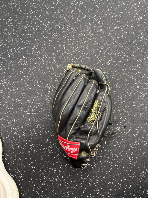 Vist Large View of Product Image Which is Used Rawlings RSB1 BB/SB Glove LH Throw Black 14"