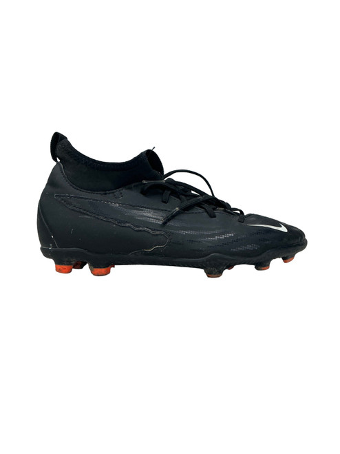 Vist Large View of Product Image Which is Used Nike Soccer Cleats Black Junior 03.5